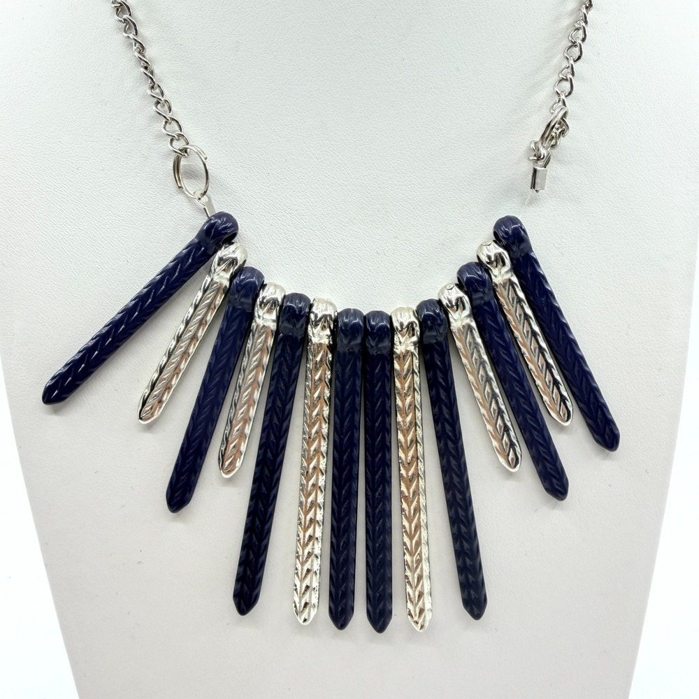 Vintage Retro Navy Blue Silver Tone Fringe Bib Statement Necklace Textured Chain